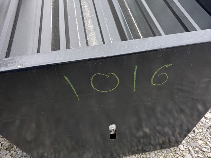 #1016-•-cattle-feeder-v2025-image-5