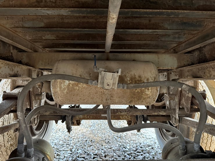 1993-trailmobile-van-image-23