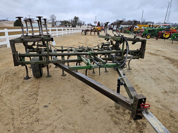 john-deere-1010-image-8