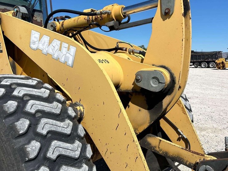 2002-deere-544h-image-26