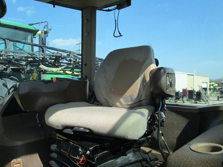 john-deere-8310-image-27