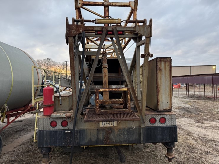 2009-international-workstar-7500-image-7