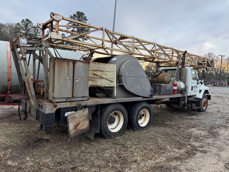 2009-international-workstar-7500-image-6