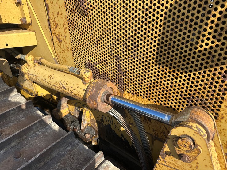 caterpillar-d5c-image-24