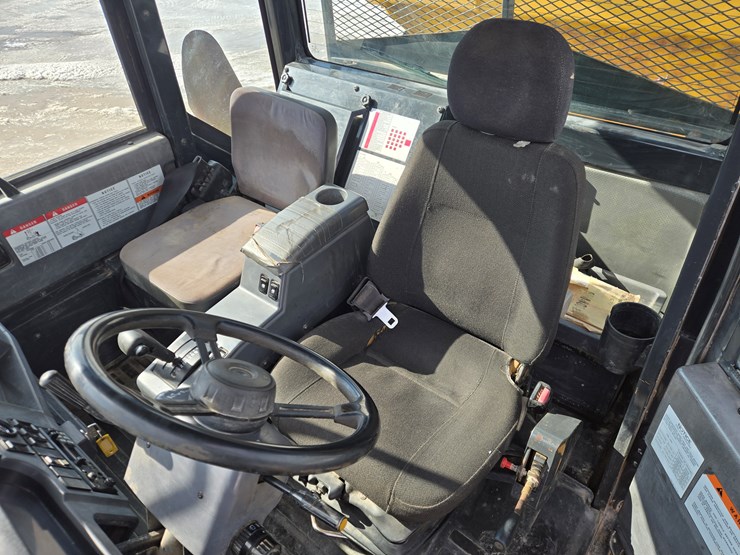 komatsu-hm400-2-image-53