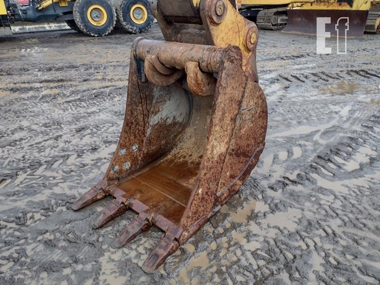 caterpillar-m322f-image-20