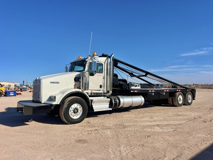 2015-kenworth-t800-image-1