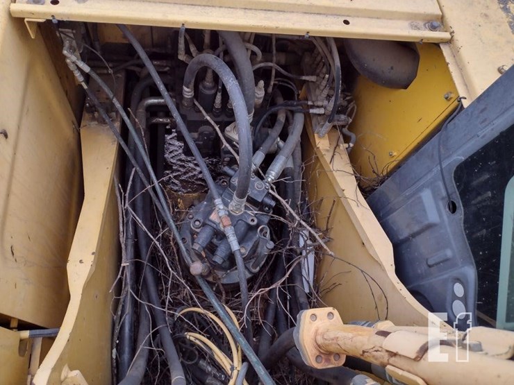 2009-kobelco-sk210-8e-image-43