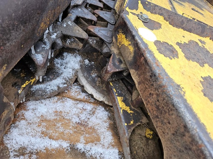 new-holland-30-image-10