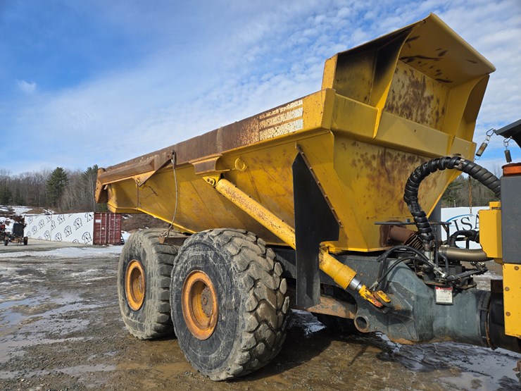 komatsu-hm400-2-image-20