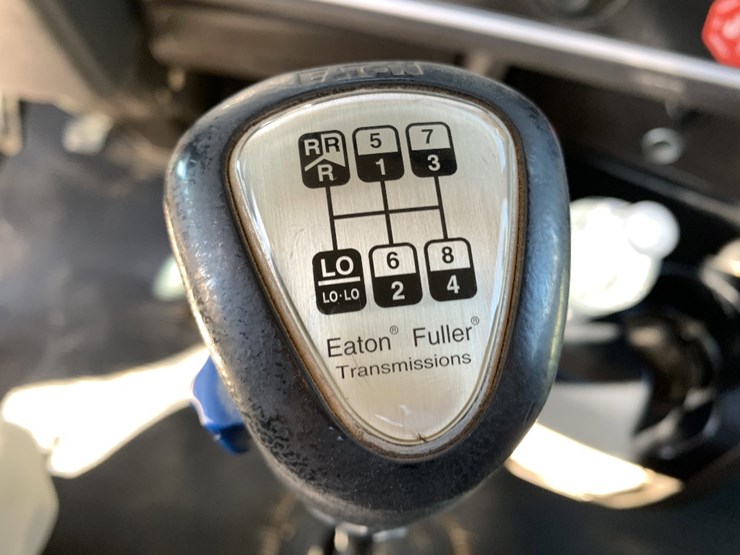 2014-kenworth-t800-image-9