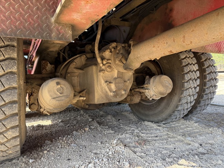 2012-cameron-c500-image-12