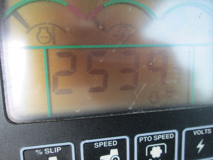 john-deere-8310-image-38