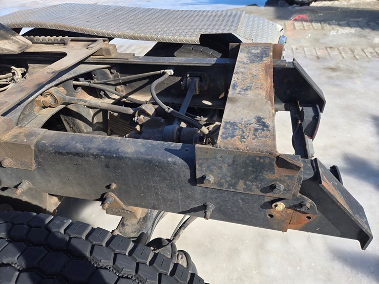 2000-mack-rd688s-image-29