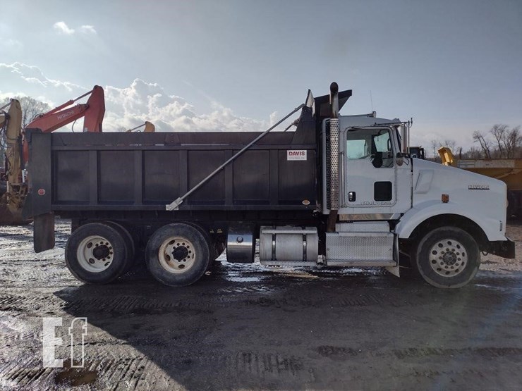 2013-kenworth-t800-image-3