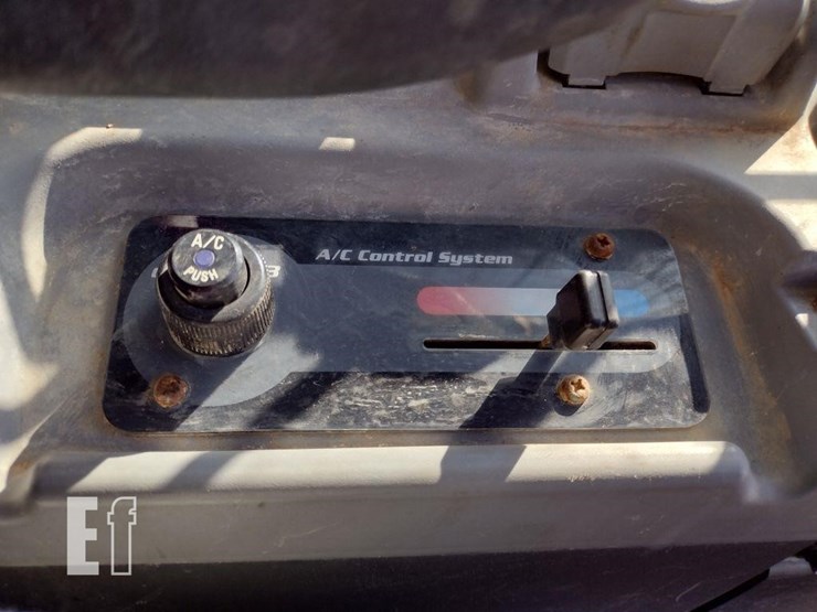 kubota-svl75-2-image-10