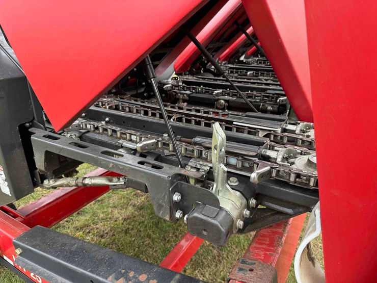 2020-drago-gt-corn-head,-6-30,-6-row-image-9