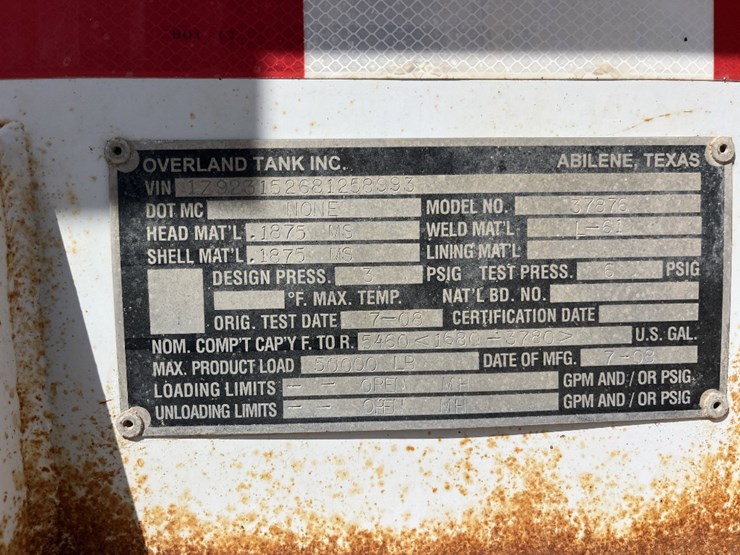 1996-freightliner-t/a-daycab-kill-truck-&-2008-overland-t/a-kill-trailer-image-5