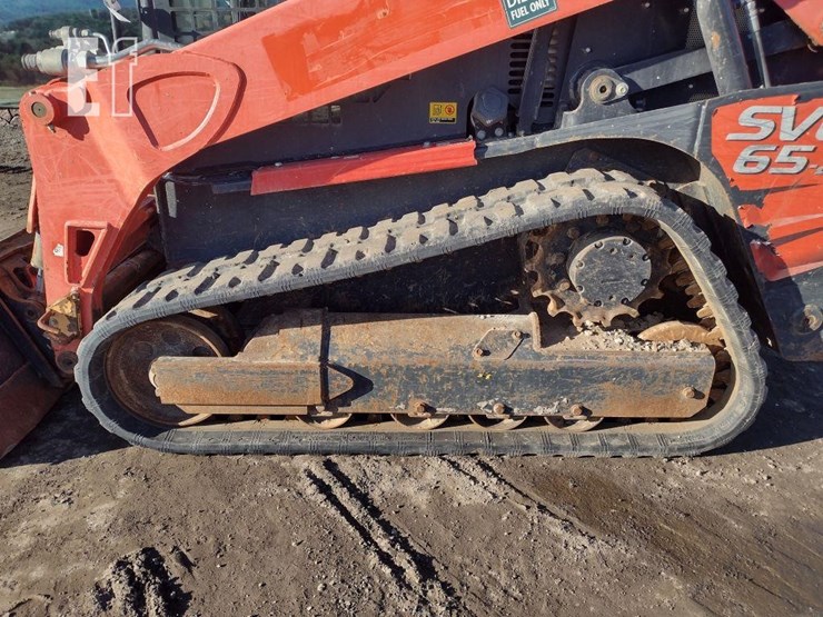 kubota-svl65-2-image-19