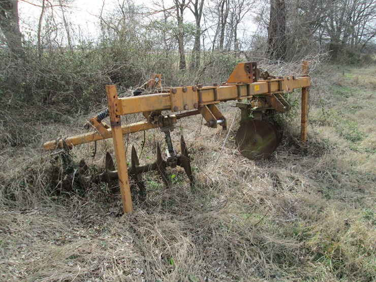 #27361-•-levee-plow-image-2