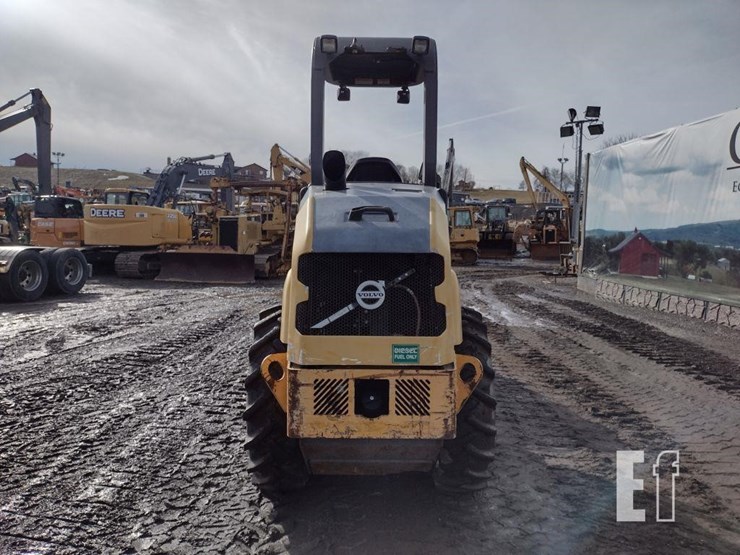 2017-volvo-sd45b-image-4