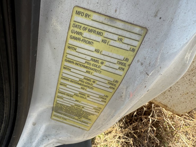 2010-ford-f550-xl-image-20