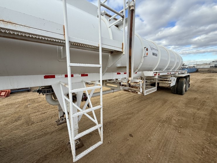2014-overland-tank-inc-5,460-gal.-2-comp.-t/a-water-transport-trailer-image-5