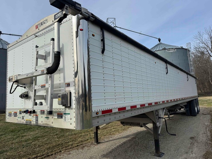 2017-wilson-grain-trailer-image-7