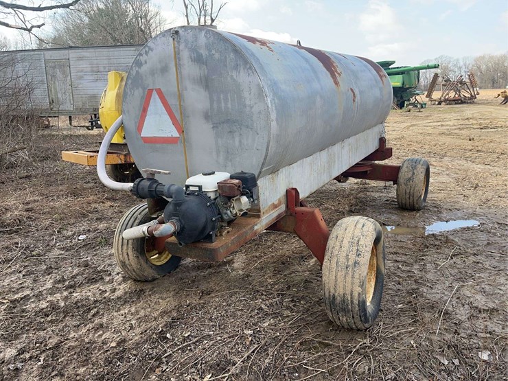 galvanized-1000-gallon-water-trailer-image-6