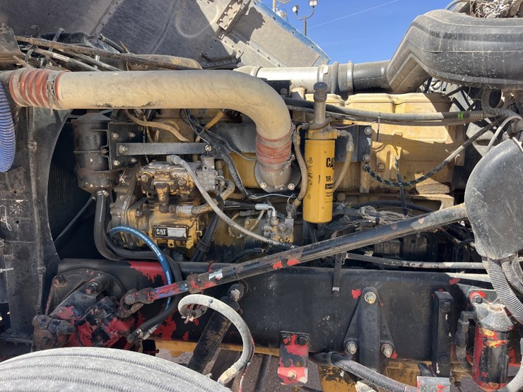 1998-peterbilt-379-image-10