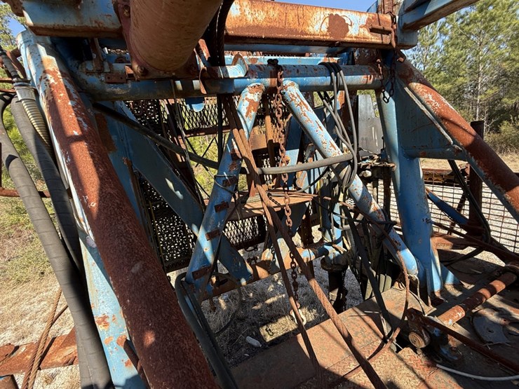 2007-moor-rig-xj60-dd-104'-200k-5-axle-well-service-workover-rig-image-29