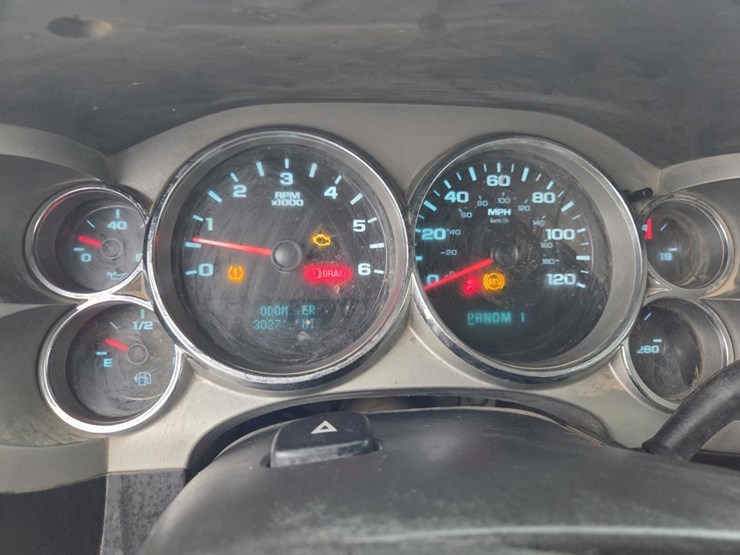 2008-chevrolet-2500-image-44