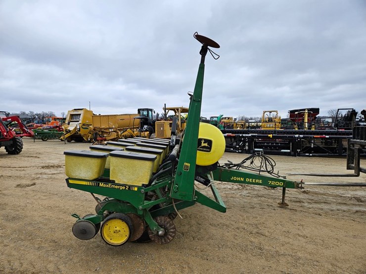 john-deere-7200-image-6