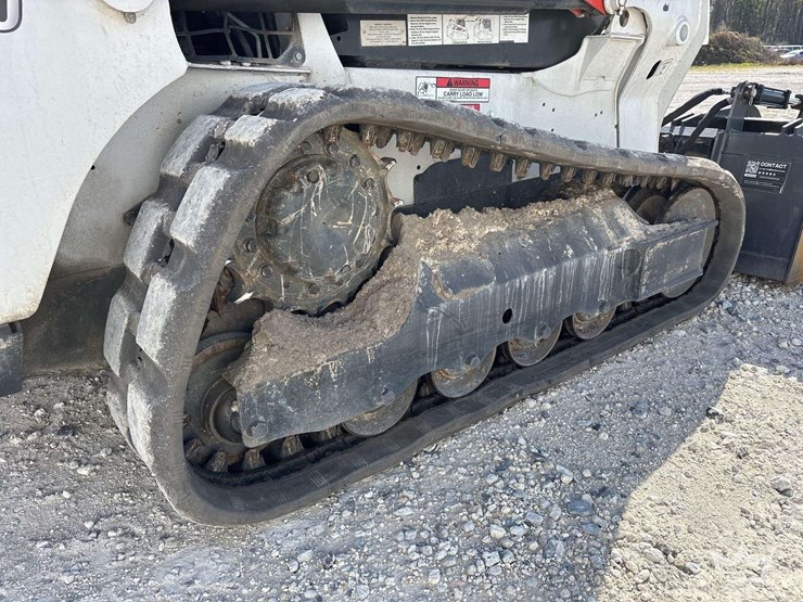 2017-bobcat-t550-image-33