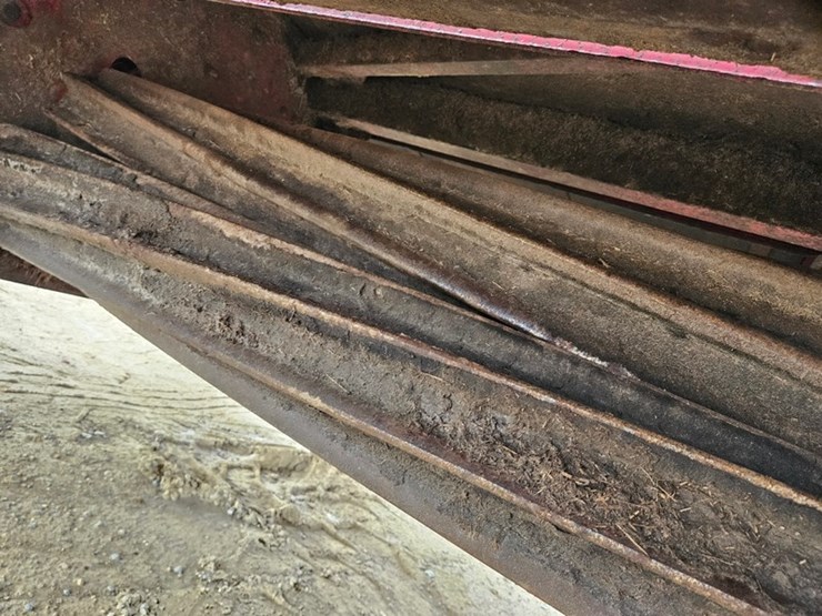 massey-ferguson-1383-image-24