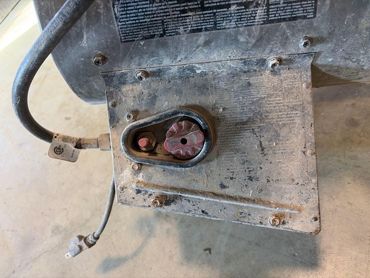 lp-heaters-and-drizair-dehumidifier-image-15