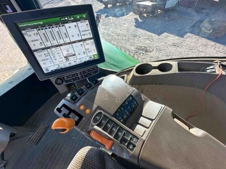 2017-john-deere-9520r-image-35