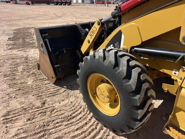 2008-caterpillar-420e-image-7