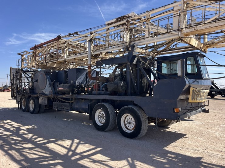 1982-rig-tech-450-series-well-service-rig-image-12