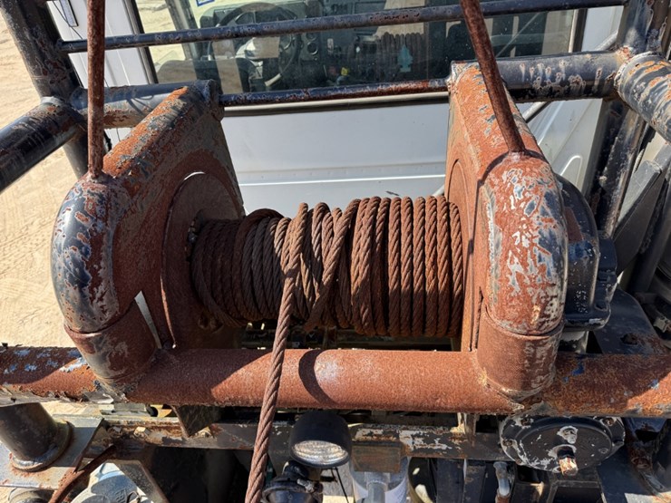 2009-mack-granite-gu713-image-14