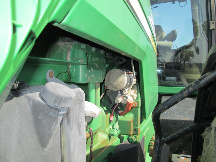 john-deere-8310-image-21