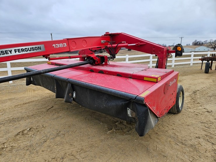 massey-ferguson-1383-image-16