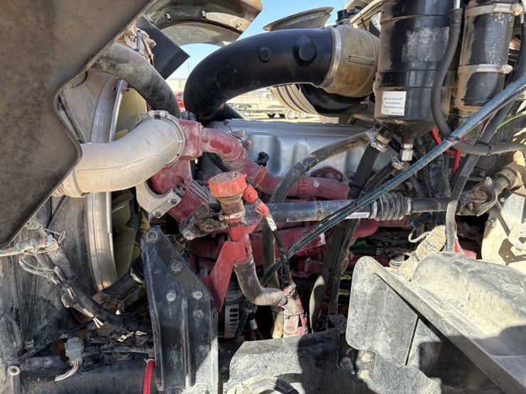 2013-mack-granite-t/a-daycab-pole-truck-image-10