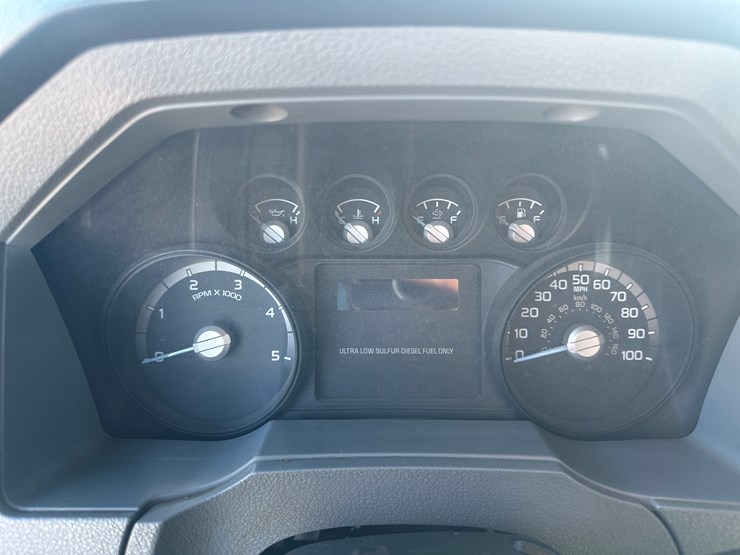 2012-ford-f650-image-33