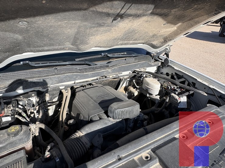 2019-chevrolet-silverado-2500hd-image-10