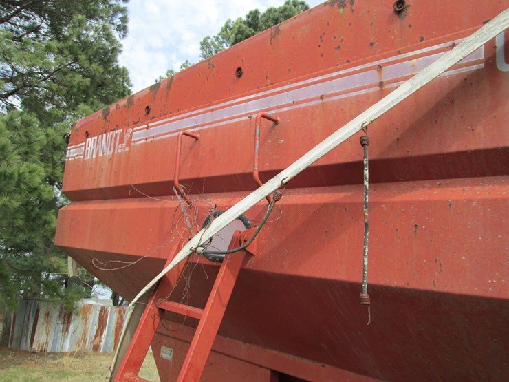 #27351-•-brandt-gpc1700-1700bu-grain-cart-301-image-17