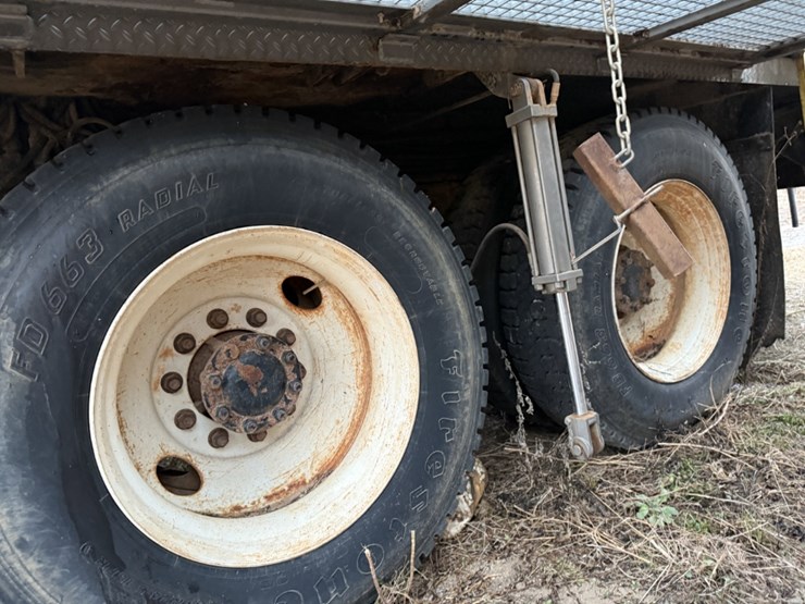 2009-international-workstar-7500-image-27