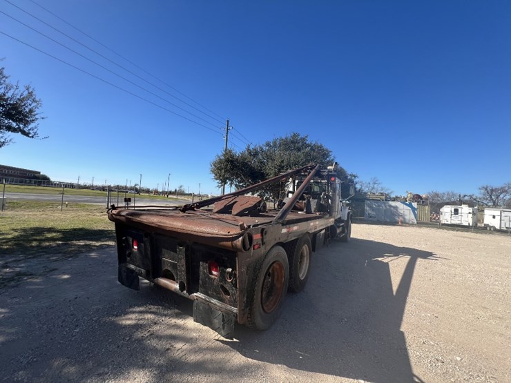 2007-mack-cv713-t/a-65k-gin-pole-winch-truck-image-33