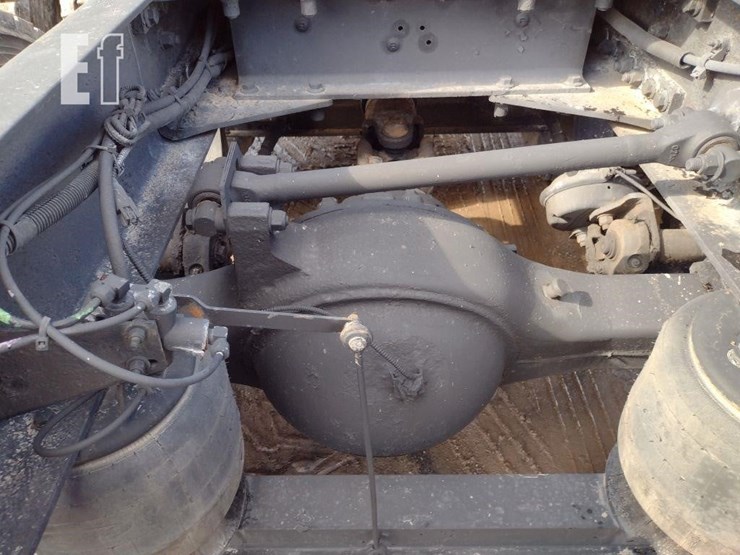 2007-peterbilt-379-image-28