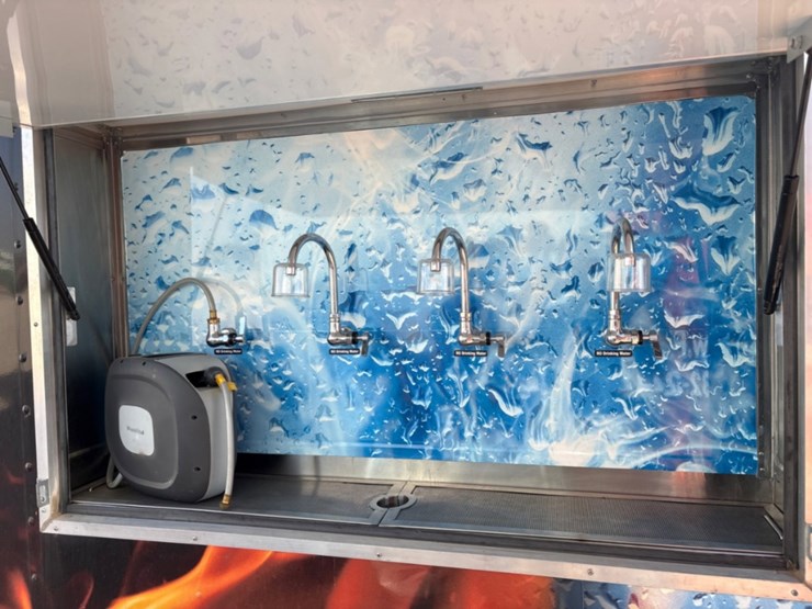 2019-custom-built-8x10-image-5